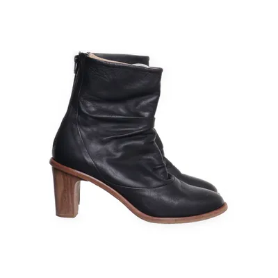 Heeled boots (Black) from Neosens