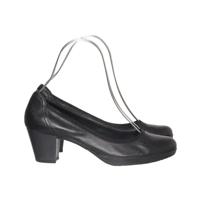 Pumps (Black) from Venturini Leather
