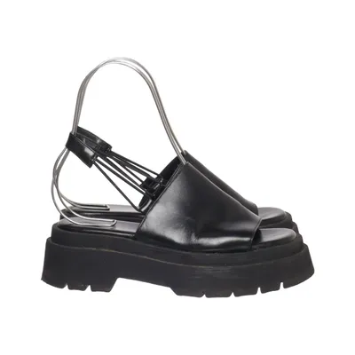 Sandales (Noir) de Miista Cuir