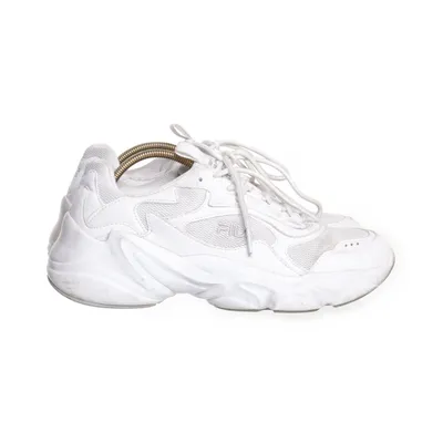 Sneakers (White) from Fila