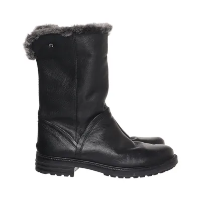 Boots (Black) from Landrover
