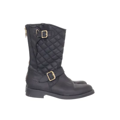 Boots (Black) from Johnny Bulls