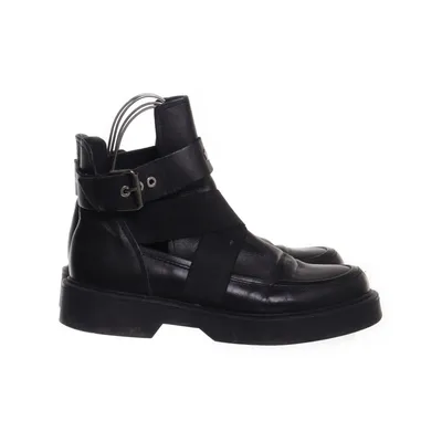 Boots (Svart) från Zara Woman