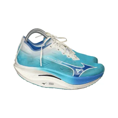Running shoes (Wave Rebellion Pro 2) from Mizuno