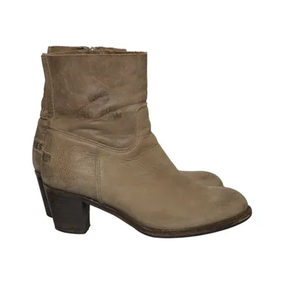 Bottes à talons (Gris) de Shabbies