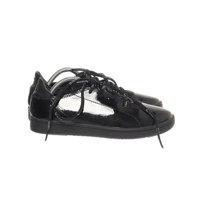 Sneakers (Sneakers i sort lak) från Woden