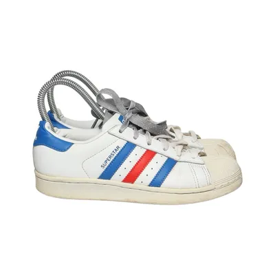 Sneakers (Superstar) from Adidas
