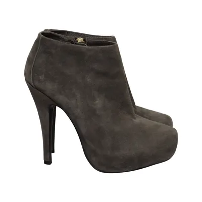 Heeled boots (Gray) from Serra