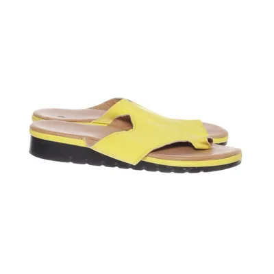 Flip-flops (Yellow)