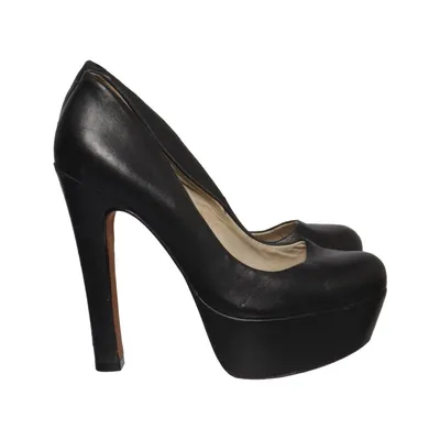 Pumps (Black) from Buffalo London Leather
