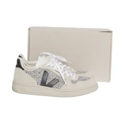 Sneakers (Beige, Svart, Vit) från Veja Mockaimitation