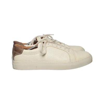 Baskets (Blanc) de Werner Cuir