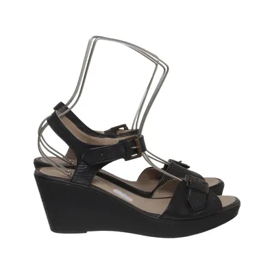 Wedges (Black) from Cavalet