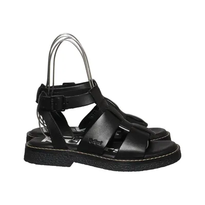 Sandaler (Svart) från KicKers Skinn