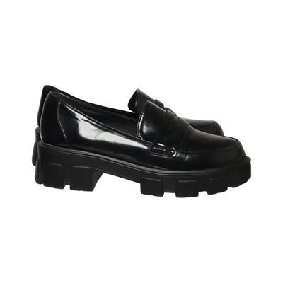 Loafers (Black) from Claudia Ghizzani