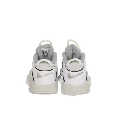 Sneakers (Air More Uptempo) från Nike thumbnail 4