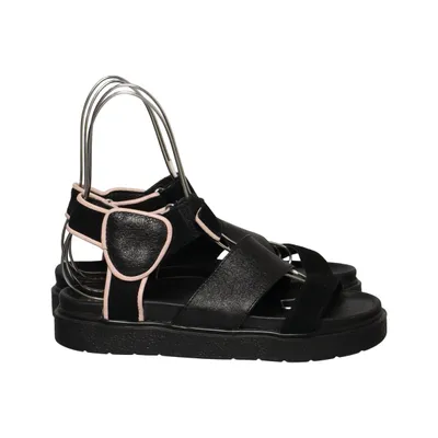 Sandals (Black) from Inuikii