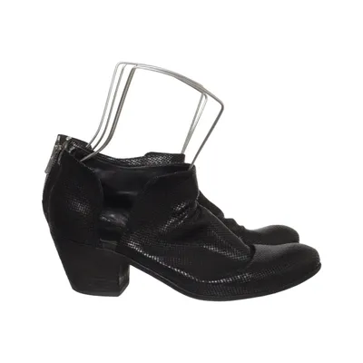 High heels (Black) from Officine Creative Leather