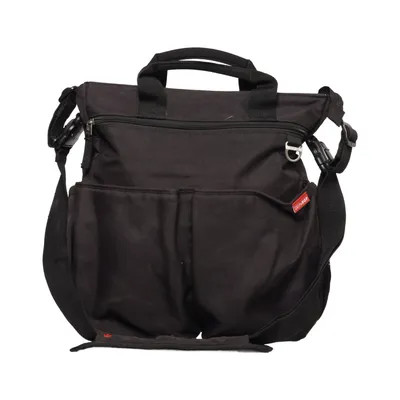 Skötväska (Svart) från Skip Hop