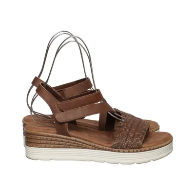 Wedges (Brown, White) from Easy Street