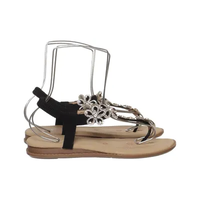 Sandals (Black, Beige) from Siketu