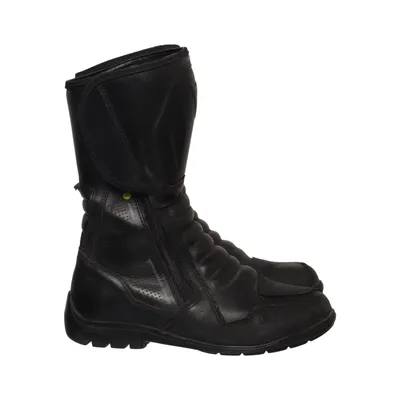 Motorbike shoes (Long Range C2 D) from Dainese