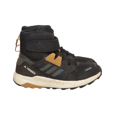 Hoge wandelschoenen (FZ2611) van Adidas