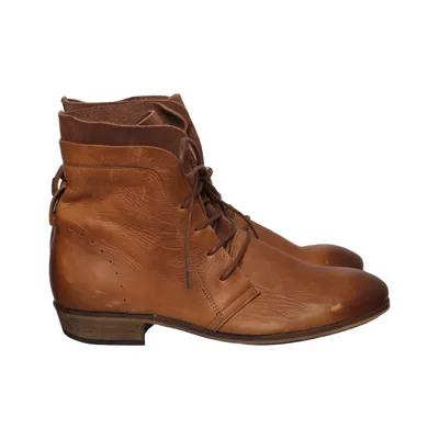 Laced boots (Brown) from Haghe by Hub
