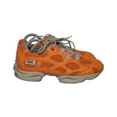 Baskets (Orange) de Bär