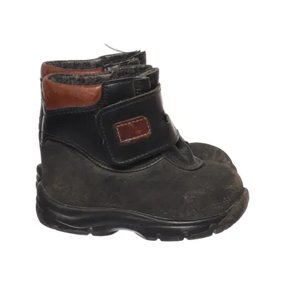 Boots (Svart) från Kavat