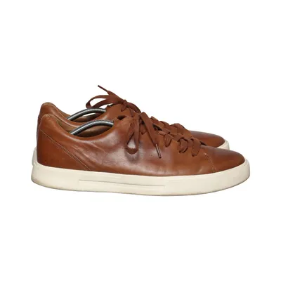 Sneakers (Brown) from Unstructured by Clarks