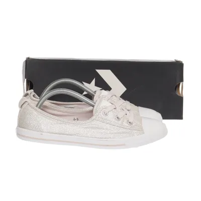 Canvas shoes (Gray, Pink) from Converse