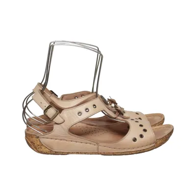 Sandales (Beige) de Charlotte of Sweden Cuir