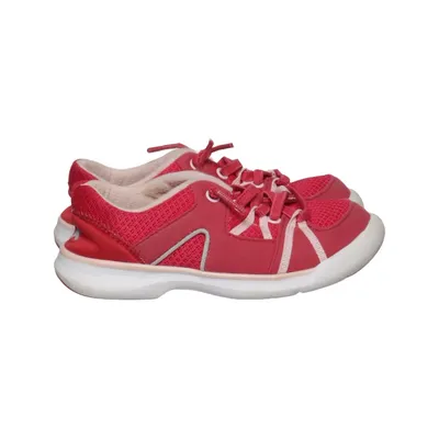 Trainers (Pink, White) from Rykä