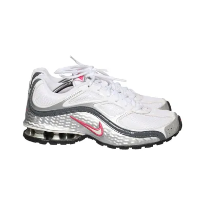 Baskets (Reax) de Nike