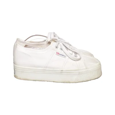 Baskets (Blanc) de Superga