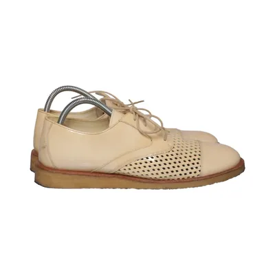 Derbyskor (Beige) från Angulus
