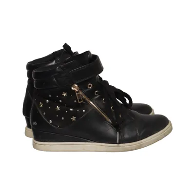 Sneakers (Black) from DinSko