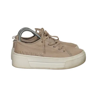 Canvas schoenen (Beige) van Sweeks