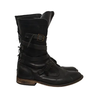 Boots (Black) from Remus