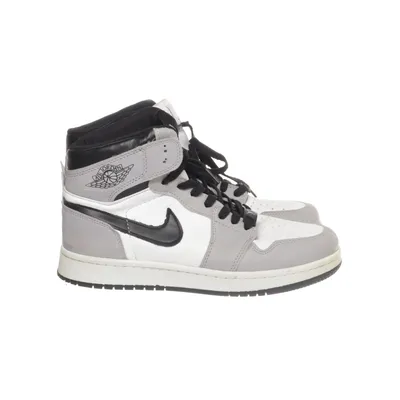 Basketskor (Grå, Vit, Svart) från Nike