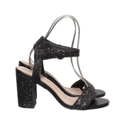 Sandales à talons hauts (Noir) de ONYX