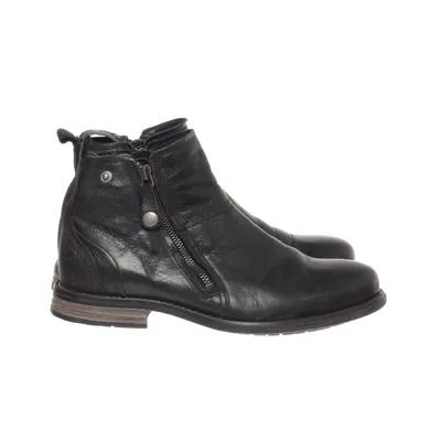 Boots (Svart) från Sneaky Steve Skinn
