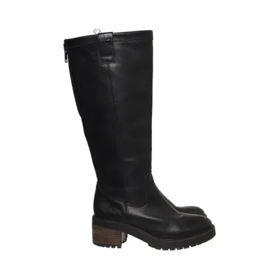 Boots (Black) from Bullboxer