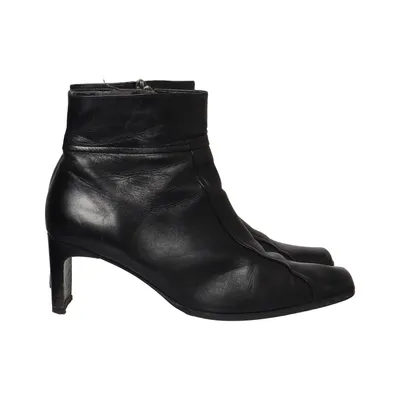 Ankle boots (Black) from Salamander Leather