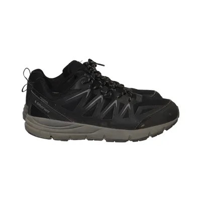 Running shoes (Stage Low Hydrodry) from Sprayway