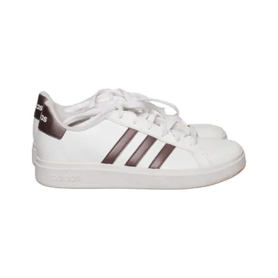 Sneakers (Grand Court) från Adidas
