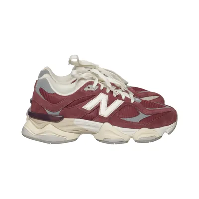 Trainers (Red, White, Gray) from New Balance