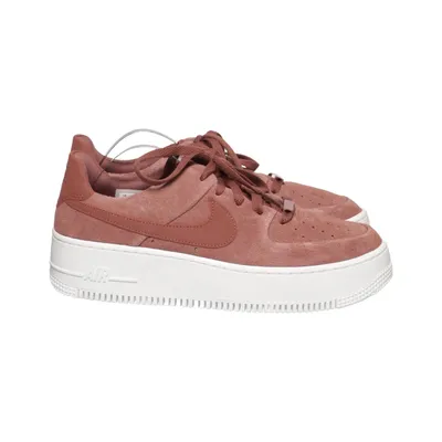 Sneakers (Air Force 1 Sage Low) från Nike Mocka