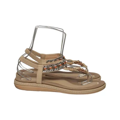 Sandals (Beige) from Siketu